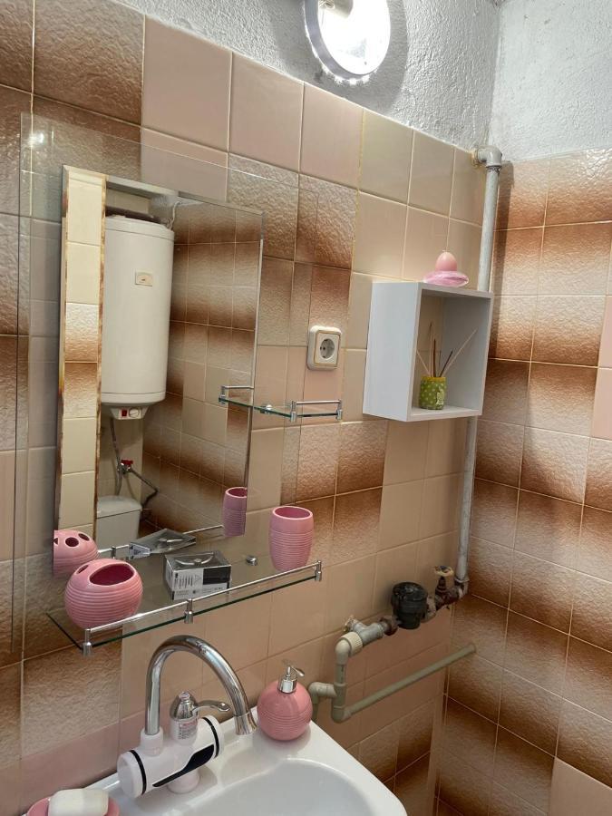 Елегантна Стая За Гости Стефи В Центъра На Казанлък, Партер Dış mekan fotoğraf